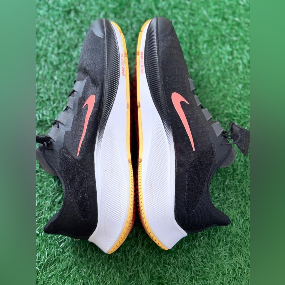 Nike Air Zoom Pegasus 37
Black Bright Mango Size 11